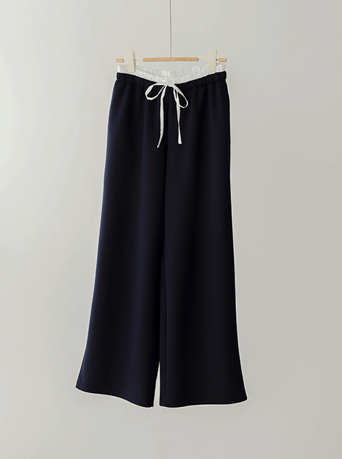 Genomi 寬敞的單字褲 P7354