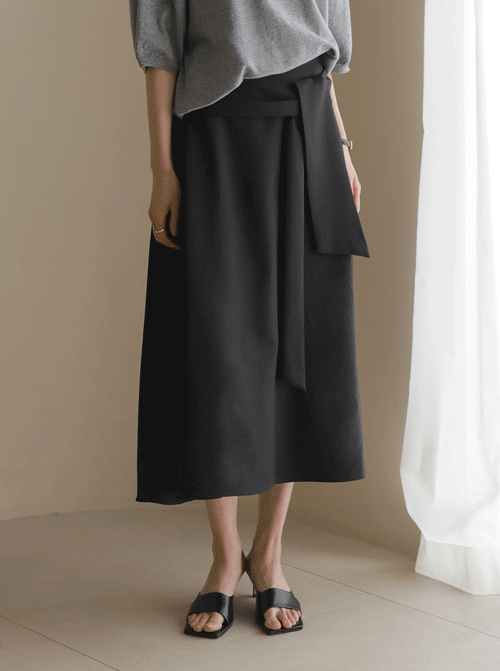 鋰皮/束帶褲SK2871