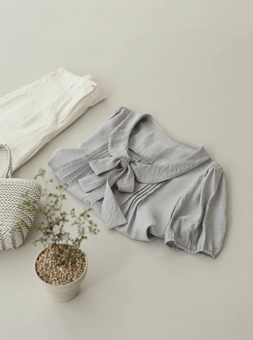 Honira 泰國女襯衫 T12022